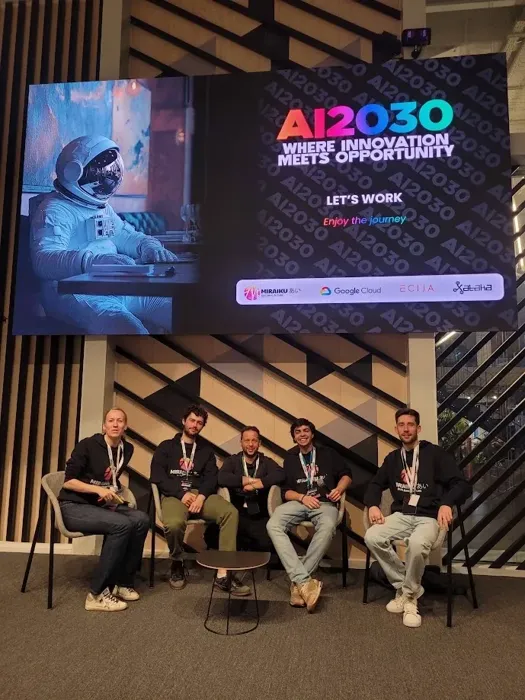 El equipo en el escenario de AI2030